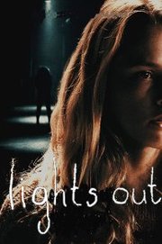 Lights Out (2016)